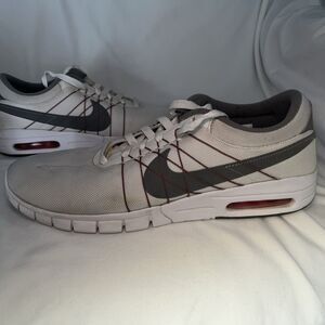 Nike Eric Koston Max SB Summit White Gray Red Mens Size 11 Style 855678-101
